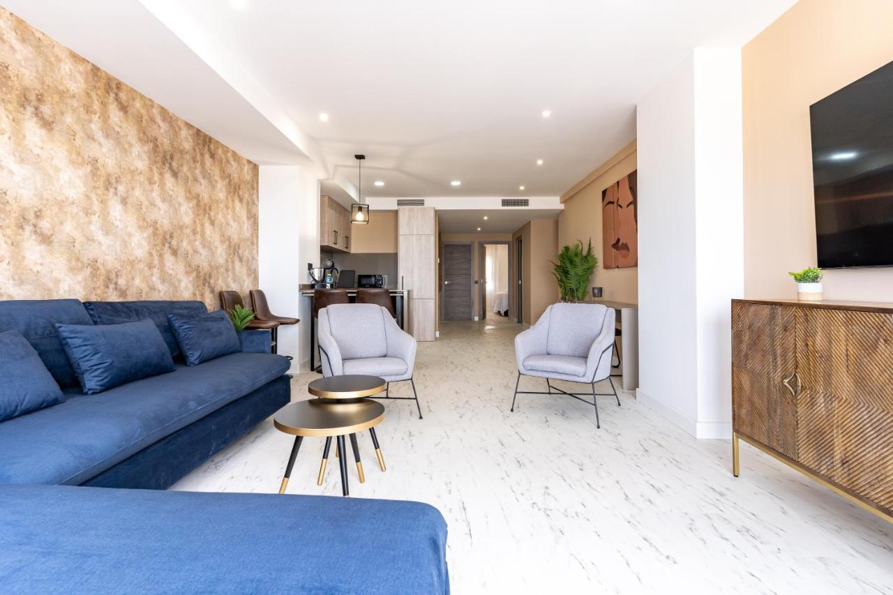 Expoholidays- Apartaments Paseo Maritimo Almería Esterno foto