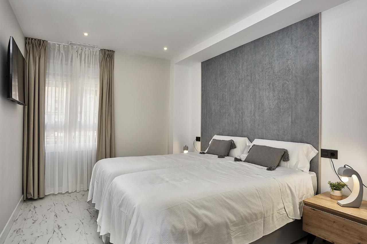 Expoholidays- Apartaments Paseo Maritimo Almería Esterno foto