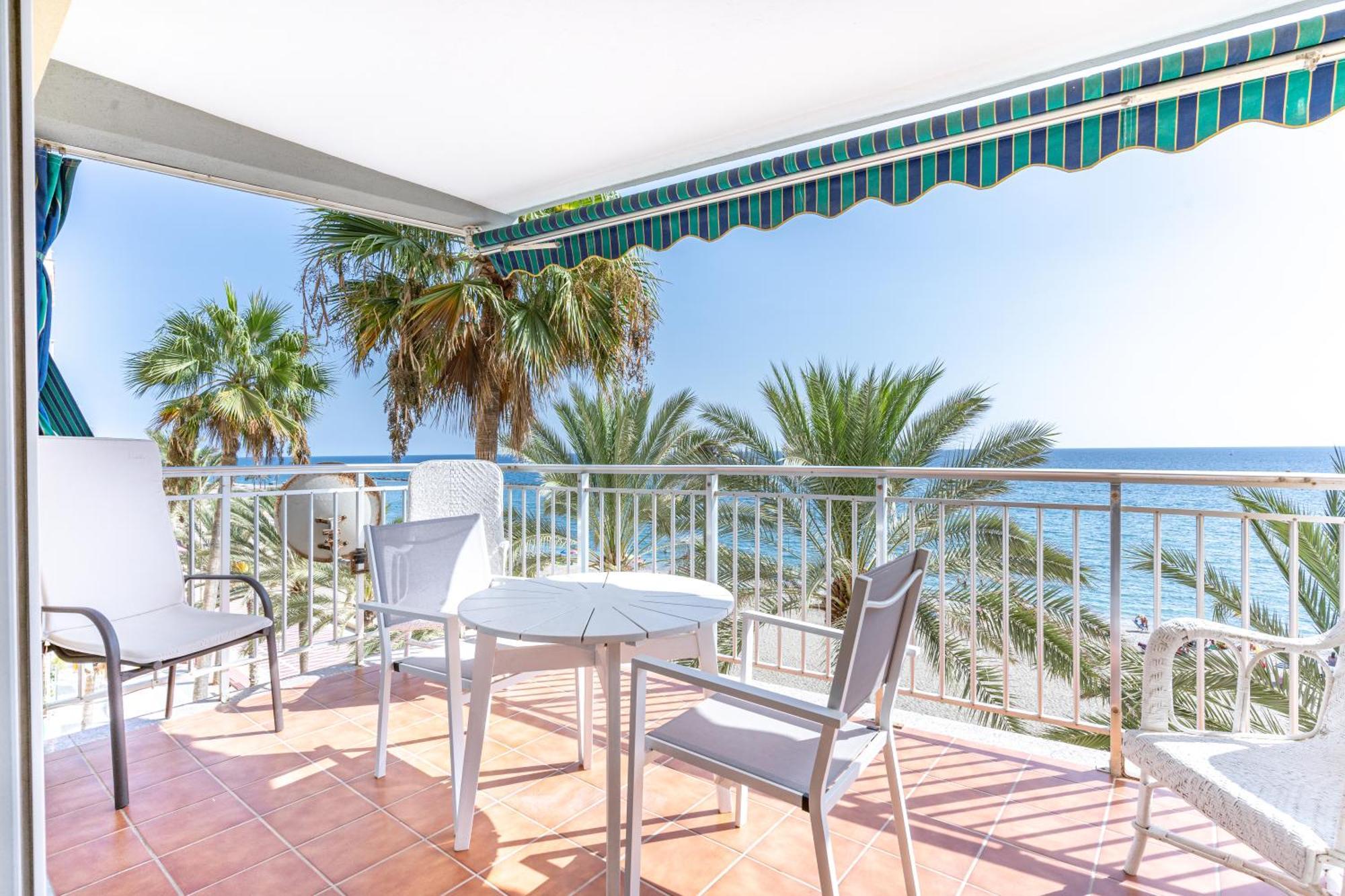 Expoholidays- Apartaments Paseo Maritimo Almería Esterno foto